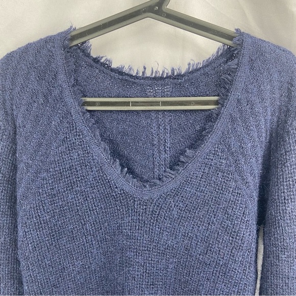 NWT Once Was Melbourne Blue Mohair Wool V- Neck Sweater Size Small - Picture 2 of 11